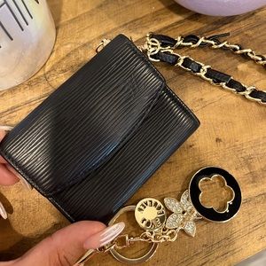 Louis Vuitton coin pouch/card holder